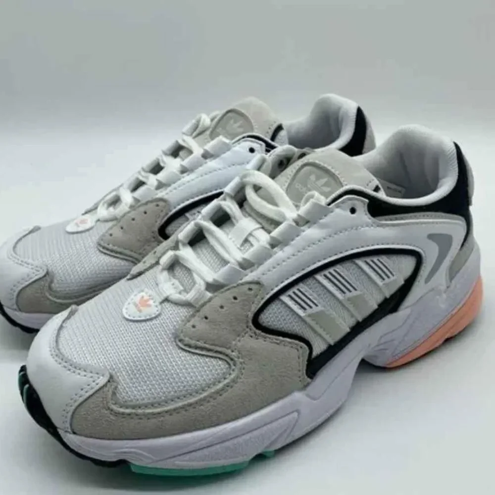 Adidas Falcon 2000 shoes for Women Sz 8.5